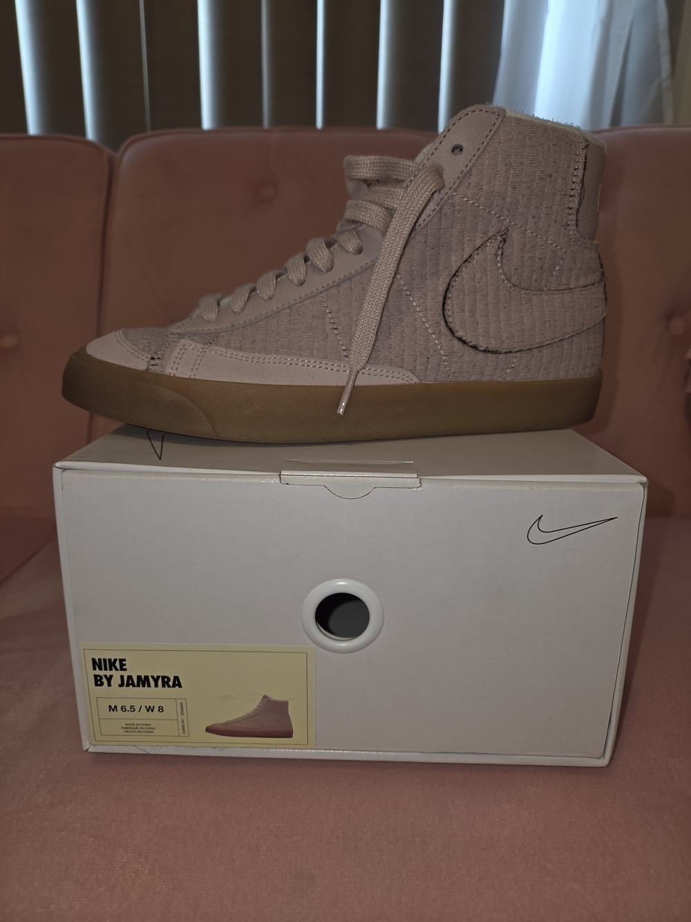 Nike BLAZER Sneaker in Dusty Pink with Gum Sole